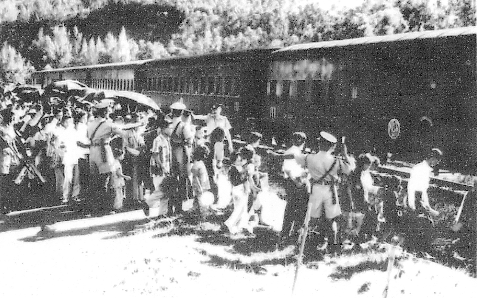 Crowds at Wo Hop Shek station in around 1958